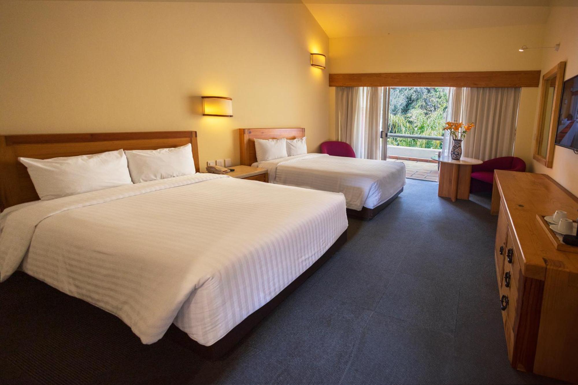 Standard Queen Room with Two Queen Beds